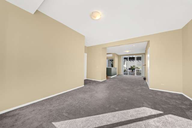 11 Kirikiri Lane East Tamaki_4