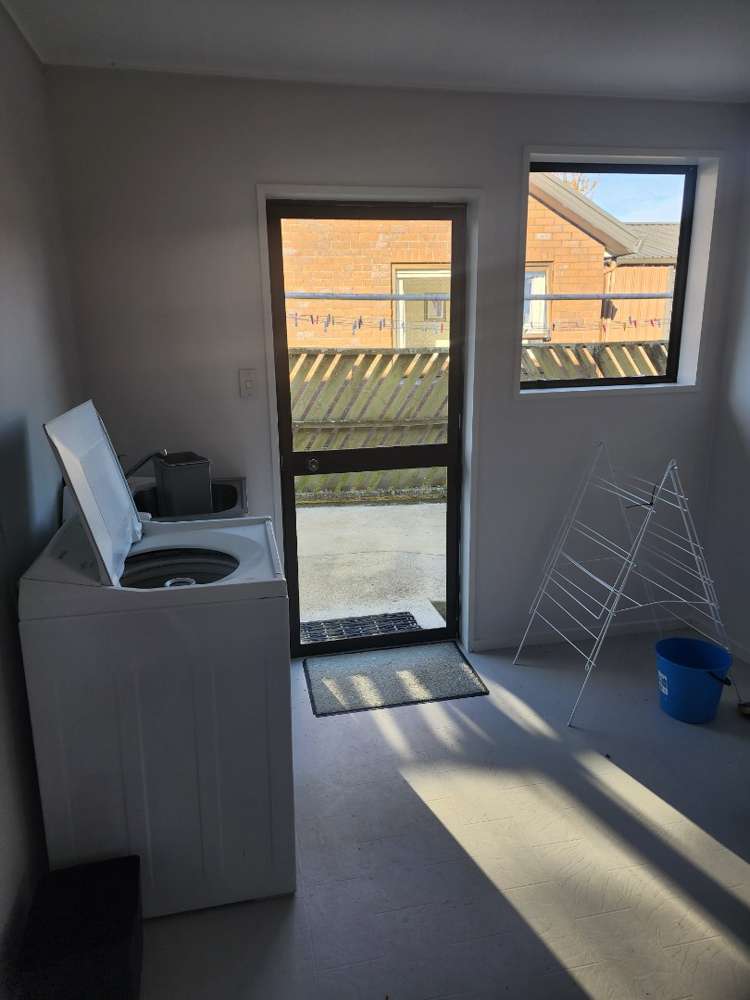 5 Raeburn Place Gore_9