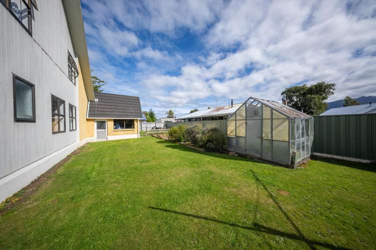 7 Tom Plato Drive Te Anau_28