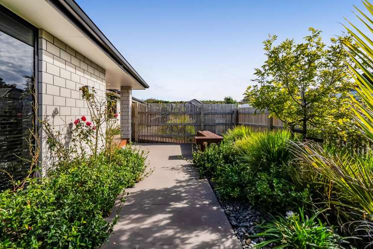 22 Atutahi Street Hurdon_36