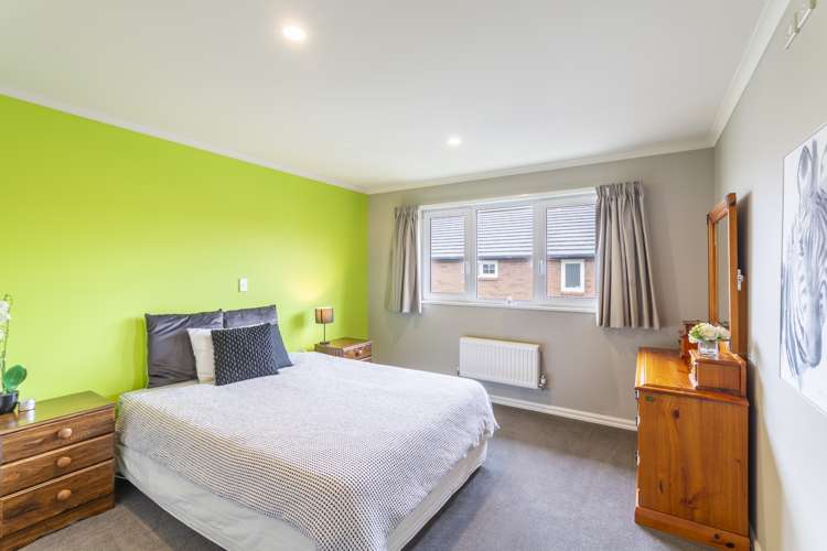 9 Springbrook Lane Northwood_12