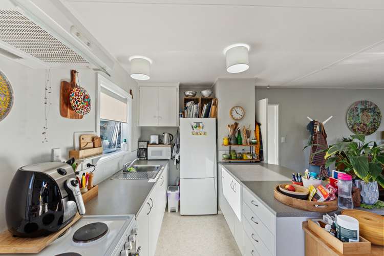 78a Atkinson Avenue Otaki Beach_10