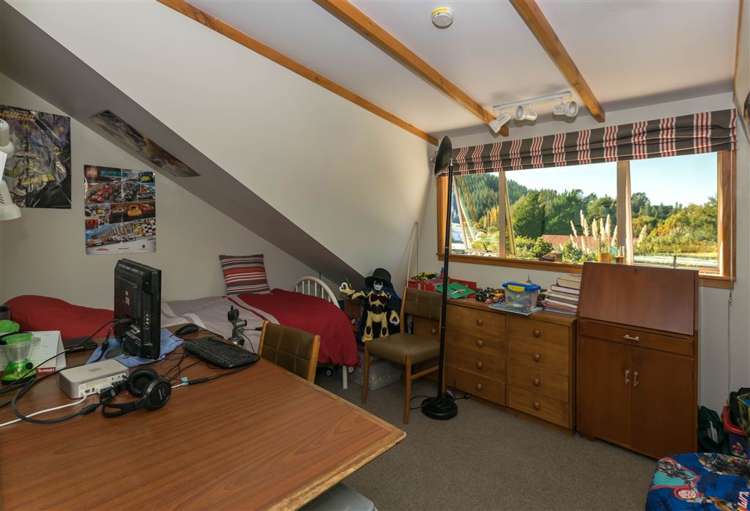 52 Bush Road Tuamarina_18