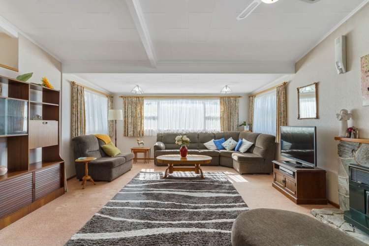 53 Rosamund Avenue New Windsor_12