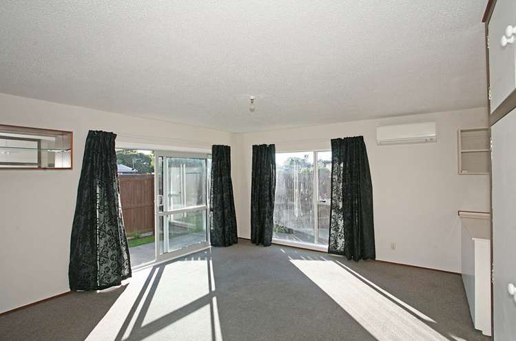 2/181 Springs Road Hornby_7