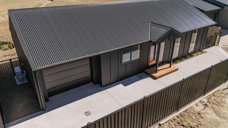 191 Burdon Loop Lake Hawea_10