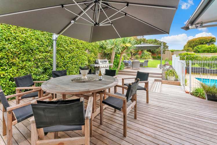 6 Paisley Street Mellons Bay_5