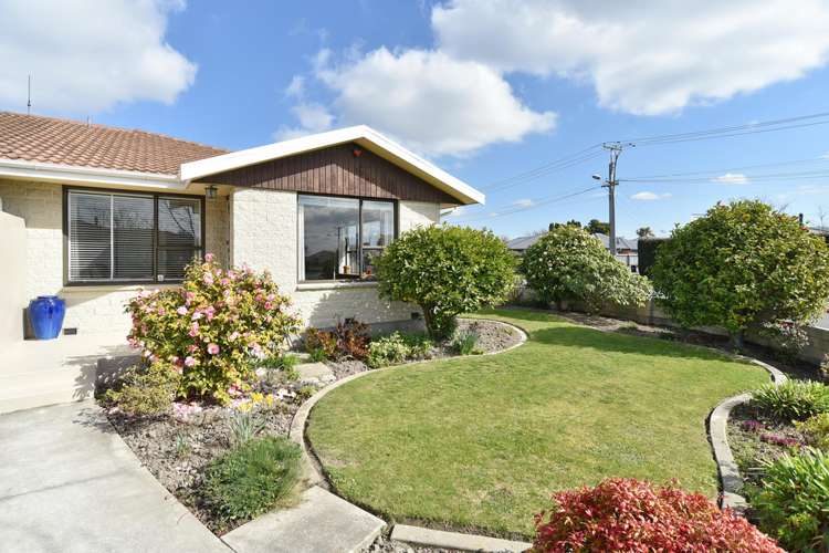 2/77 Glenmore Avenue Casebrook_14