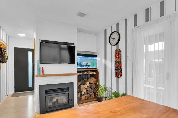 19 Brockenhurst Street Aranui_7