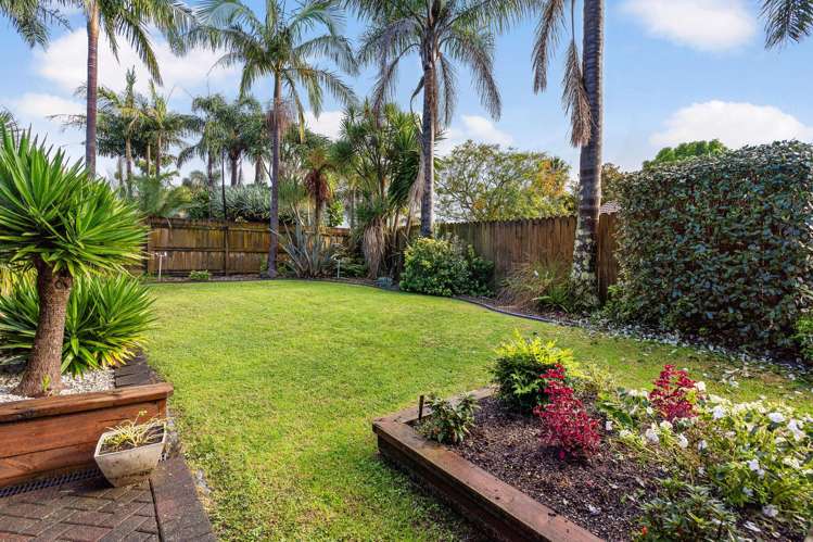 72 Lothian Brae Wattle Downs_11