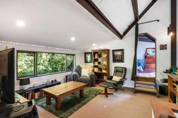 211 Shaw Road Titirangi_10