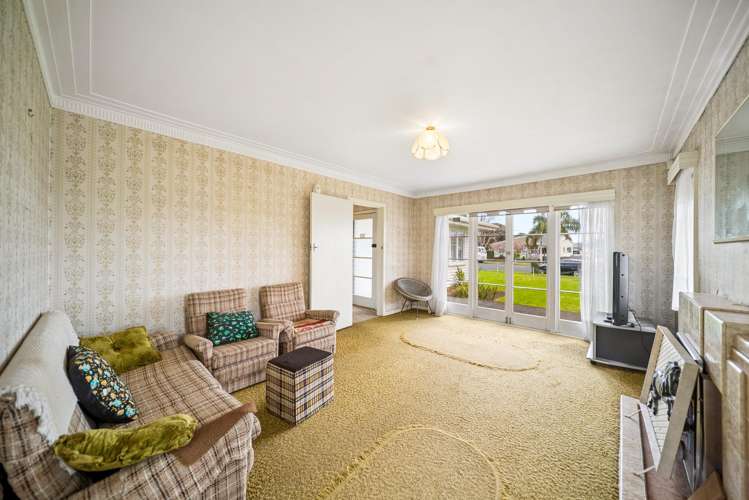 8 Robertson Road Mangere_7