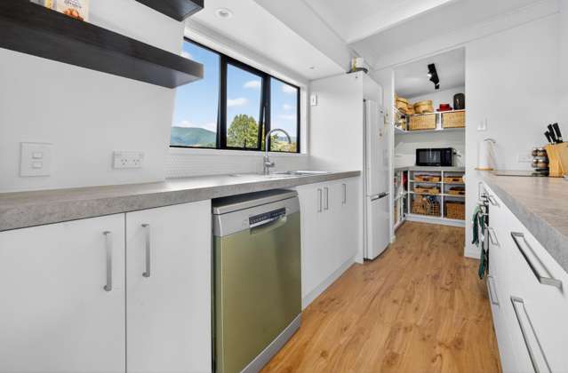 2/2 Nikau Street Stoke_4
