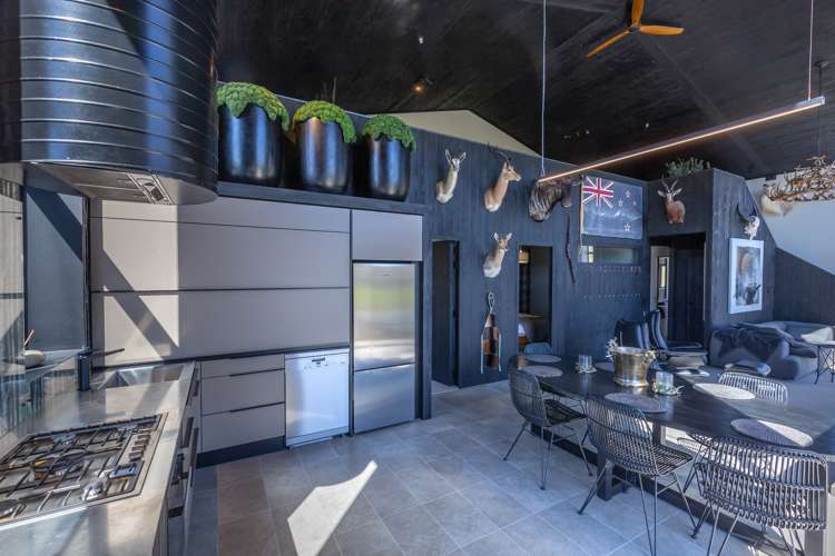 3733 Lees Valley Road Lees Valley_11