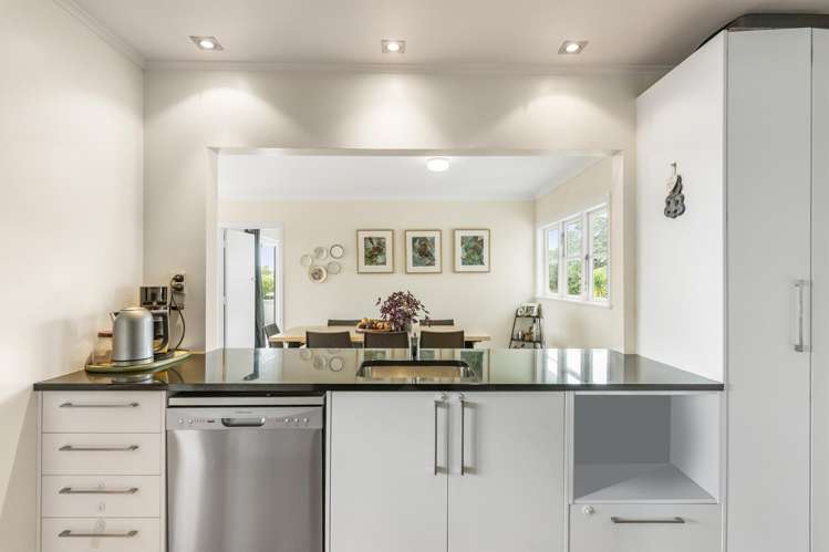 106 Rosier Road Glen Eden_9