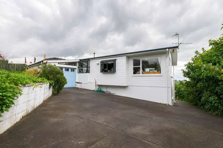 6 Nickleby Place Mellons Bay_6