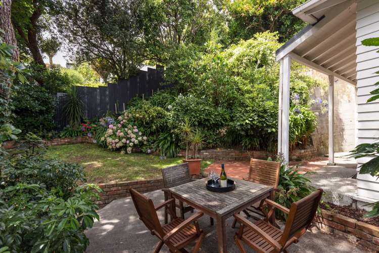 11 Balmoral Terrace Newtown_23