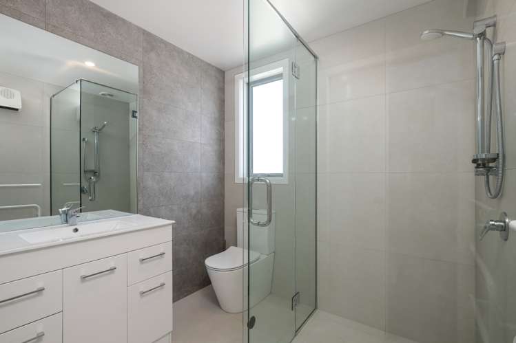 1/9 Irvine Street Mosgiel_6