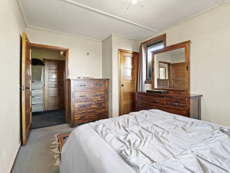 32 Panmure Avenue Calton Hill_11