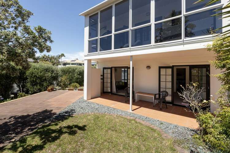19 Ocean View Road Coastlands_16