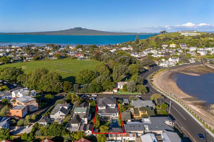 1 Cambridge Terrace Devonport_2