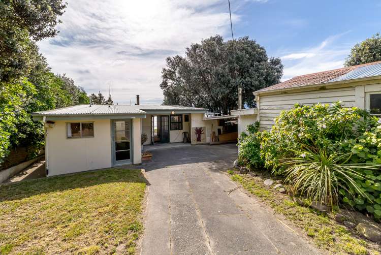 1598 Cape Palliser Road Cape Palliser_22