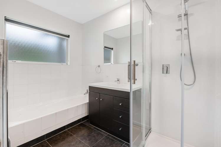11 Kestrel Heights Arkles Bay_11