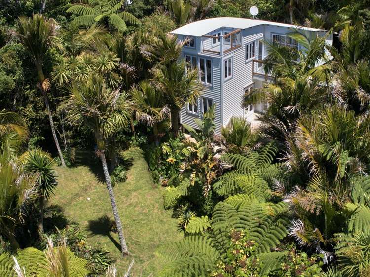 17 Rayner Road Piha_6