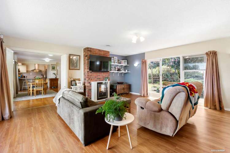 48 Callis Avenue Opaheke_13