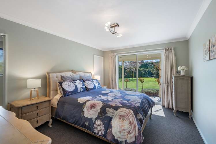 2/736 Sandy Knolls Road West Melton_10