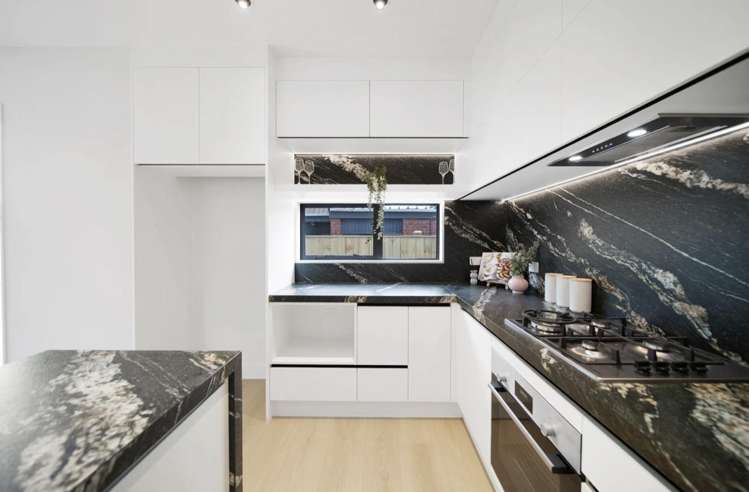 2/71 Wintere Road Papatoetoe_8