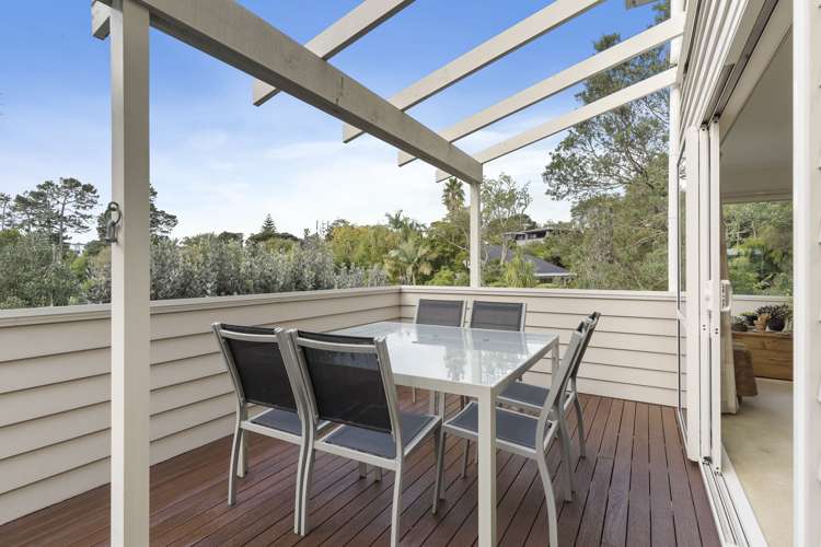 17 Oruamo Place Beach Haven_20