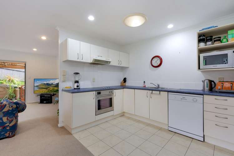 30 Les Marston Place_2