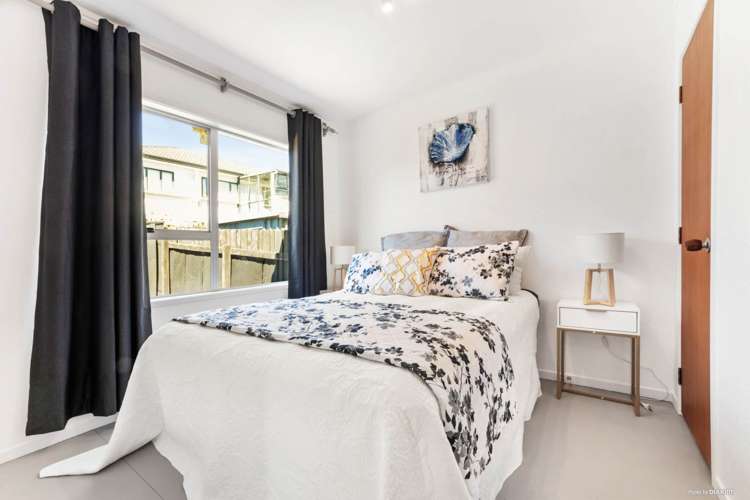 2/6 Benygloe Place Highland Park_10