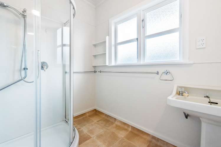 89 Parker Avenue Levin_9