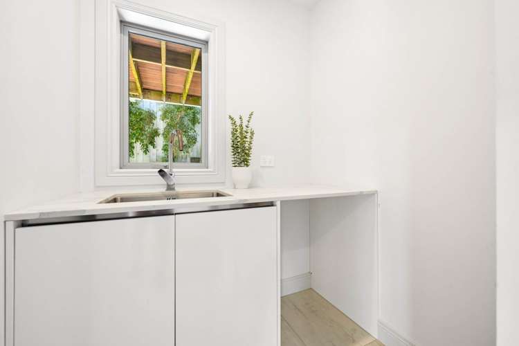 2A Campbell Crescent Epsom_19