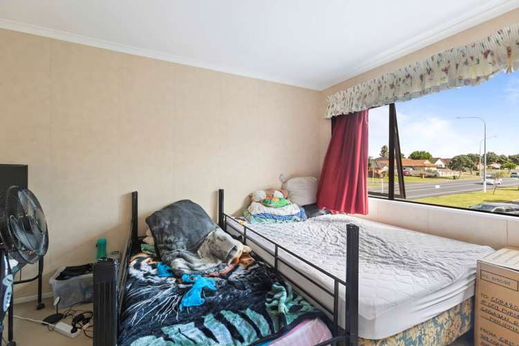 319 Chapel Road Flat Bush_10