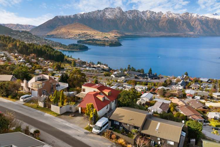 41 Greenstone Place Fernhill/Sunshine Bay_29