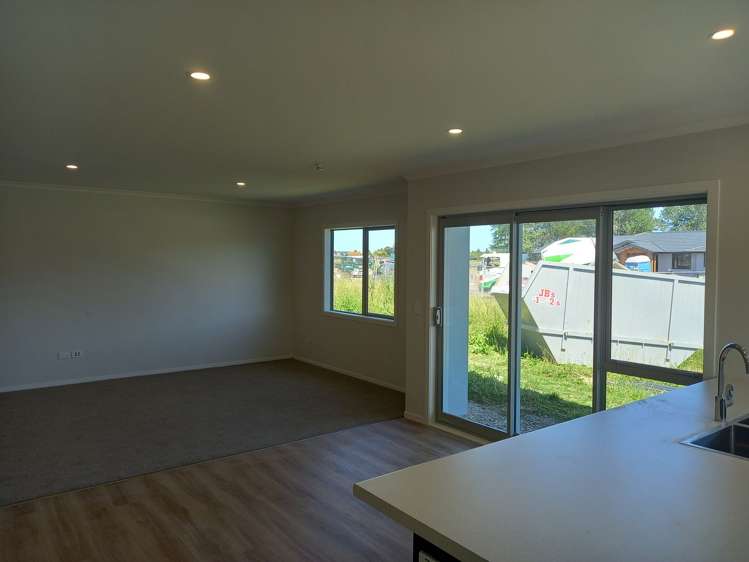 11 Magnolia Place Levin_1