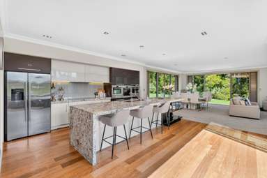 851 Ridge Road_4