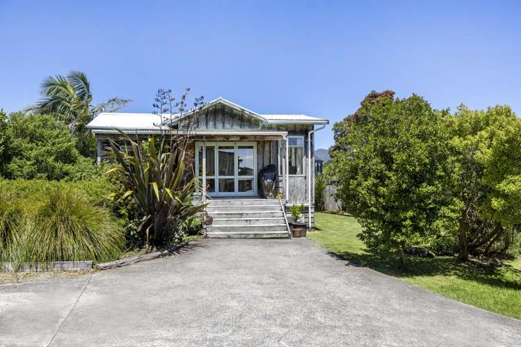 10a Marine Parade Raglan_9