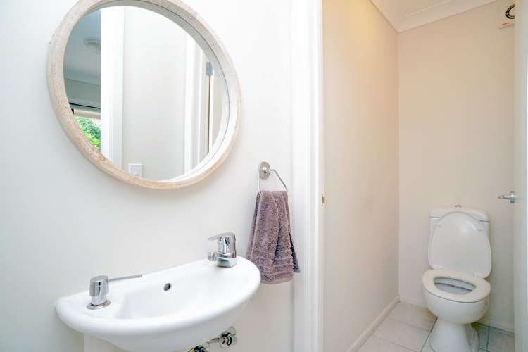 2/7 Belle Verde Drive Sunnynook_18