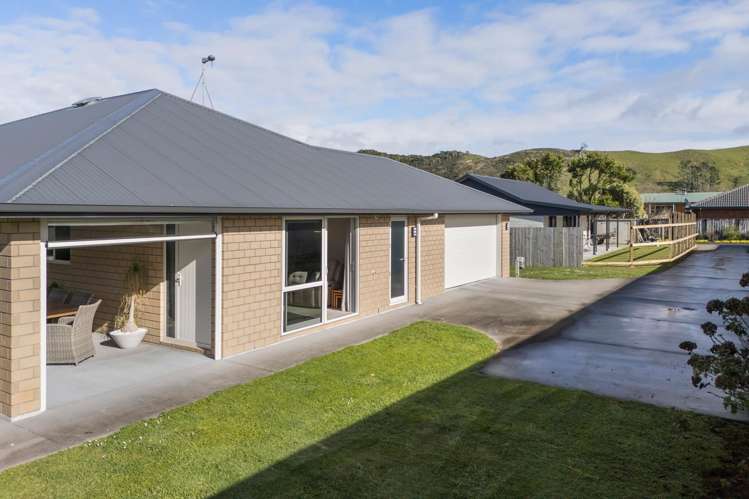8B Carrick Robertson Place_2