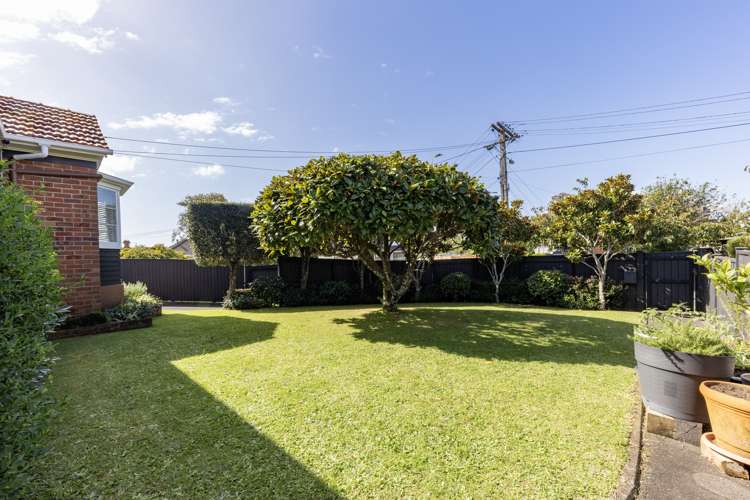 4 Tansley Avenue Epsom_15