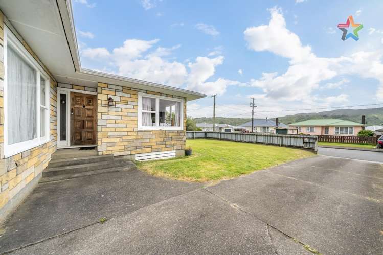 22 Ruthven Road Wainuiomata_16