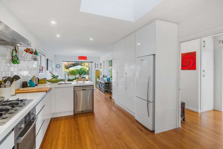 5 Van Asch Street Sumner_11