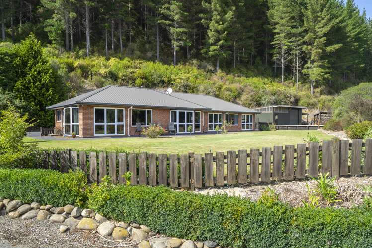 19 Wai-Iti Valley Road Wakefield_1