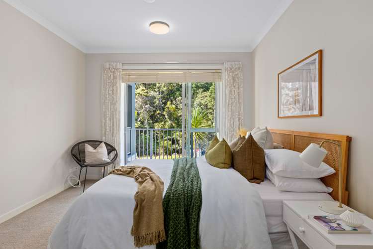 60 Eaves Bush Parade Orewa_12