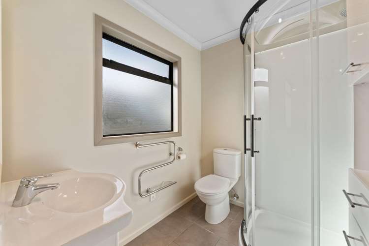 1/1 The Moorings Two Mile Bay_18