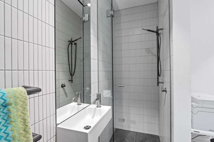 48 Clissold Street Merivale_29